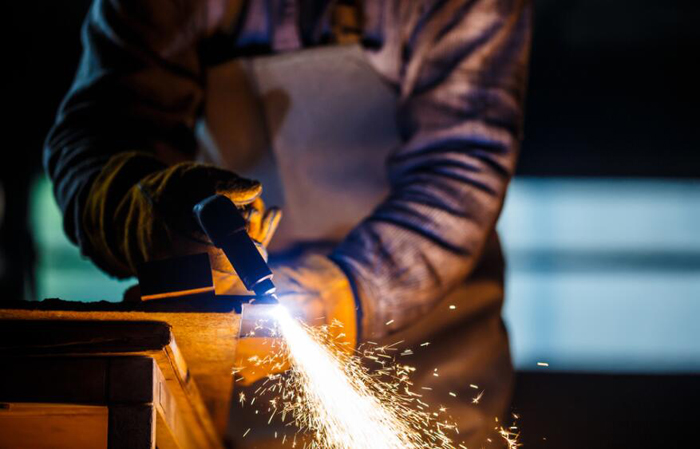 Pros and Cons of Plasma Cutting